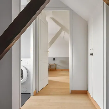 Charming Flat At The Heart Of Old Close To Stations - Welkeys Apartamento *